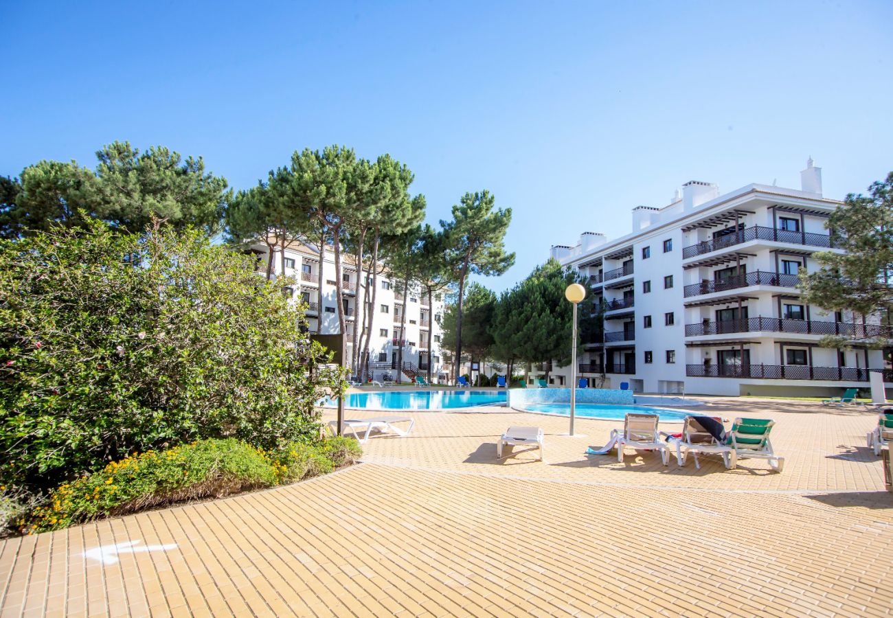 Apartamento em Albufeira - Apartamento T2, Praia da Falésia 1C, Albufeira